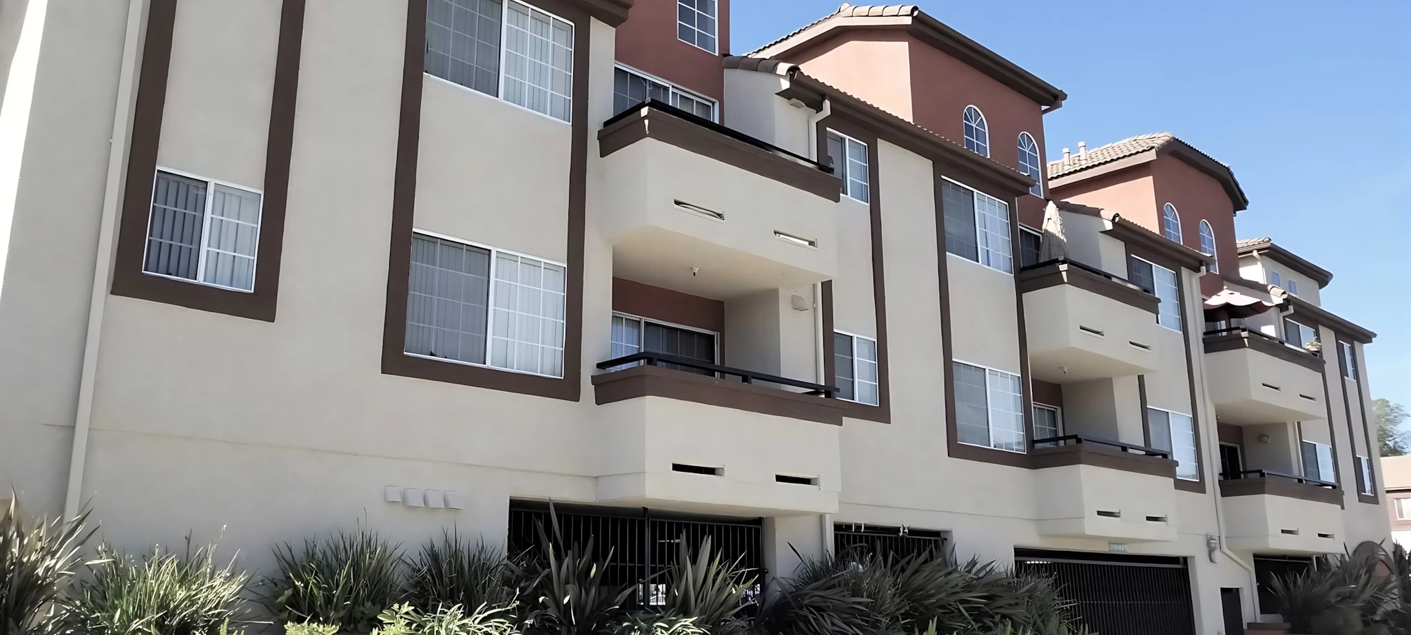 Townhomes on Emerson exterior building facade with balconies