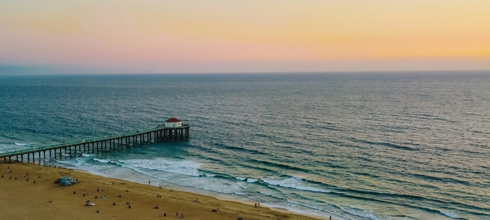 Townhomes on Emerson Manhattan Beach Pier California